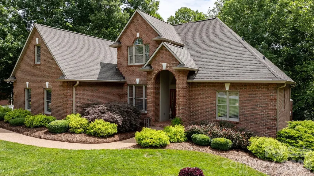 106 Oakland Court NE Valdese NC 28690