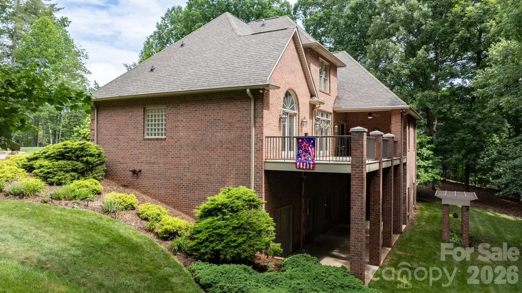 106 Oakland Court NE Valdese NC 28690