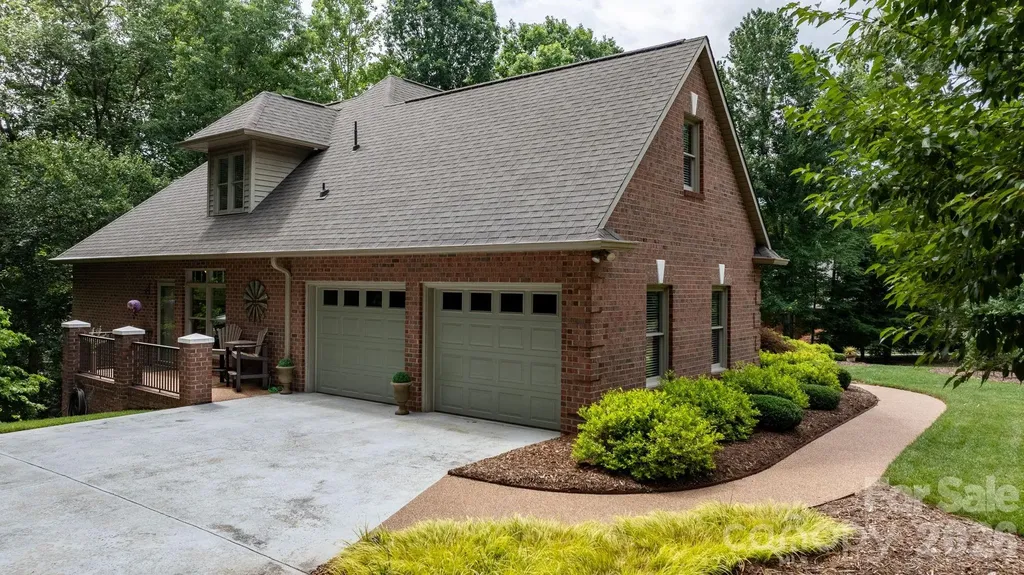 106 Oakland Court NE Valdese NC 28690