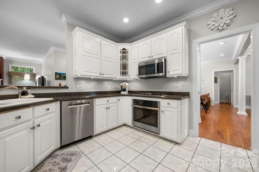 106 Oakland Court NE Valdese NC 28690