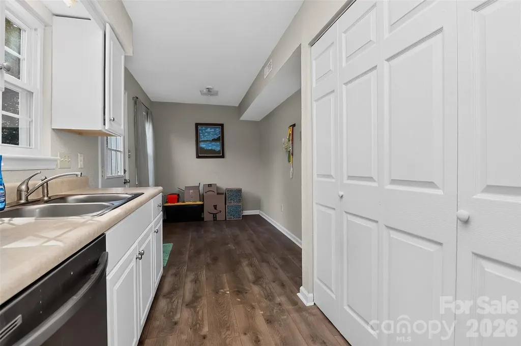 11117 Park Road Charlotte NC 28226