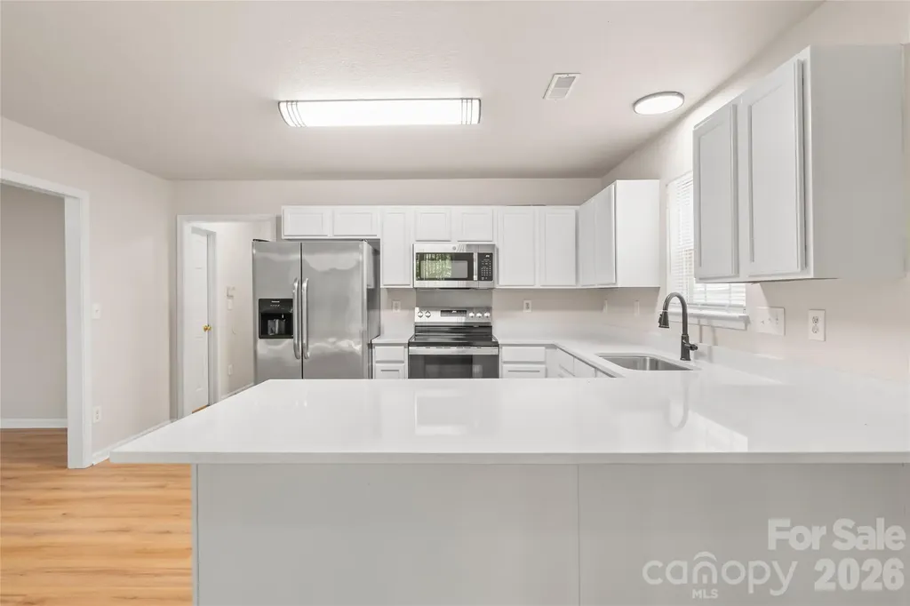 4506 Christenbury Hills Lane Charlotte NC 28269