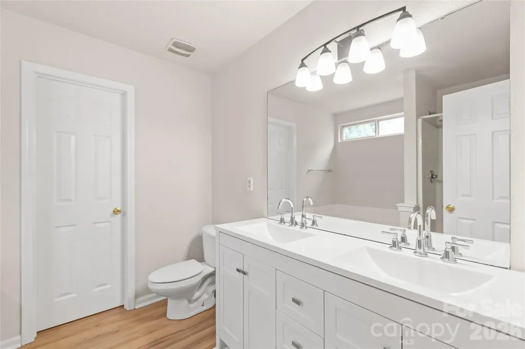 4506 Christenbury Hills Lane Charlotte NC 28269