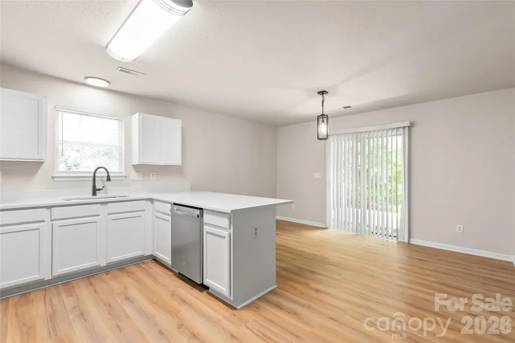 4506 Christenbury Hills Lane Charlotte NC 28269