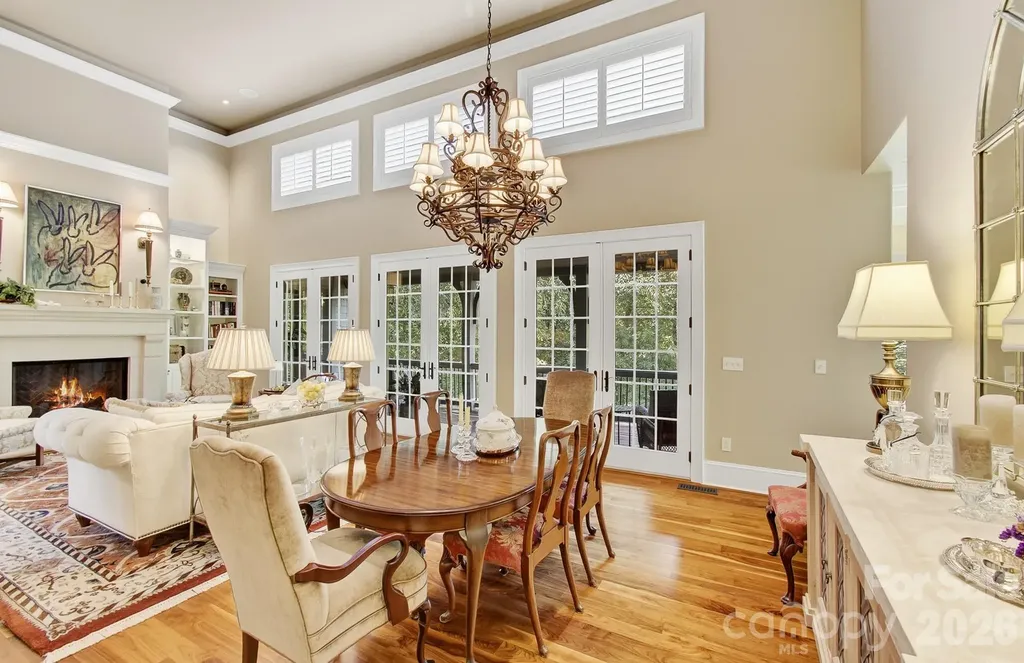 1333 Solomon Circle Hendersonville NC 28739
