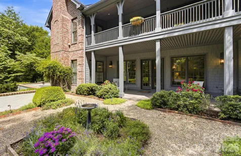 1333 Solomon Circle Hendersonville NC 28739