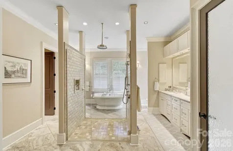 1333 Solomon Circle Hendersonville NC 28739