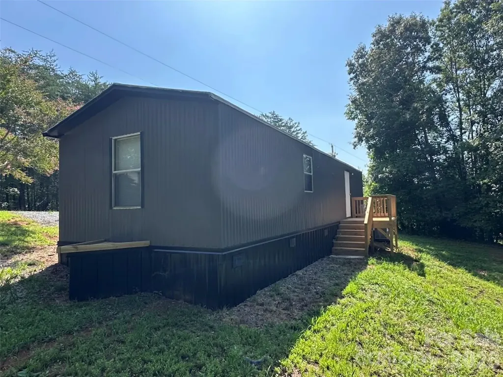 285 Cold Springs Road Mill Spring NC 28756