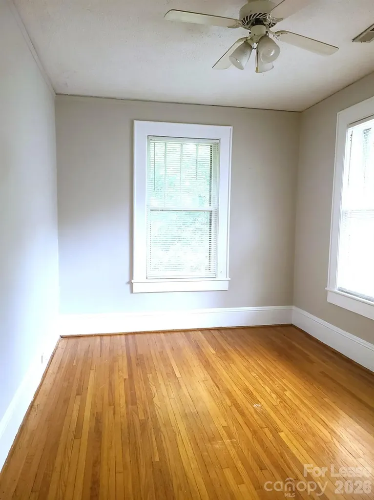 1623 Fountain View Street Charlotte NC 28208