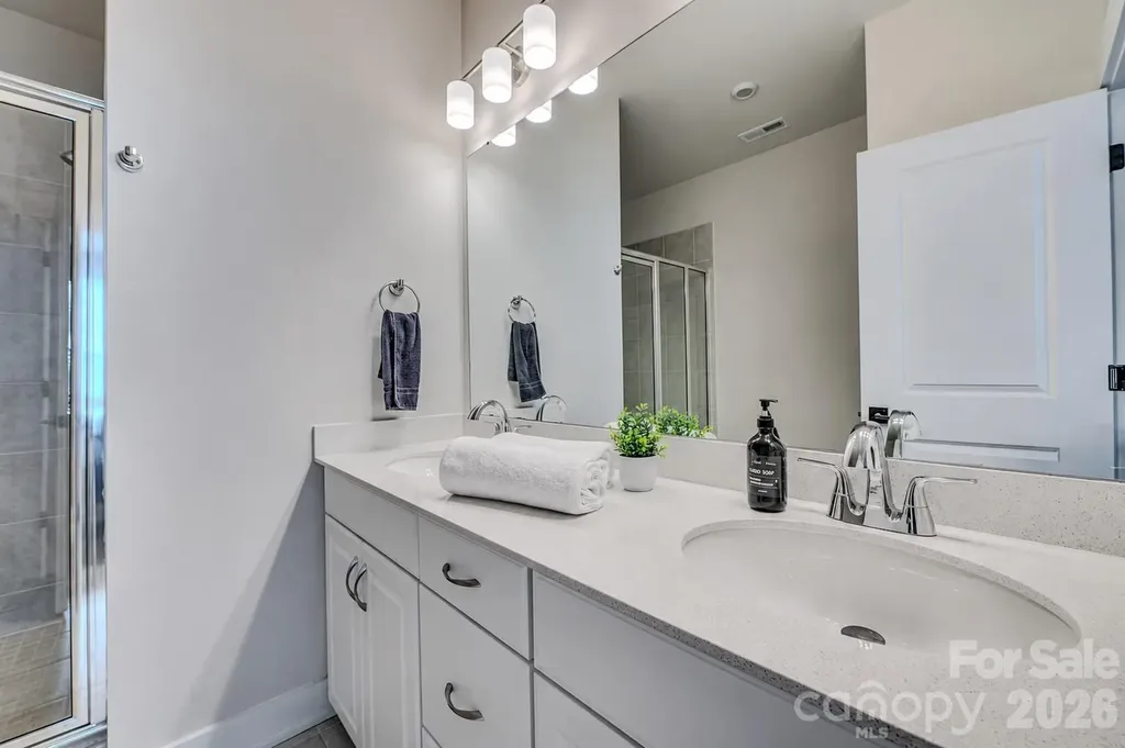3019 Jolene Court Charlotte NC 28206
