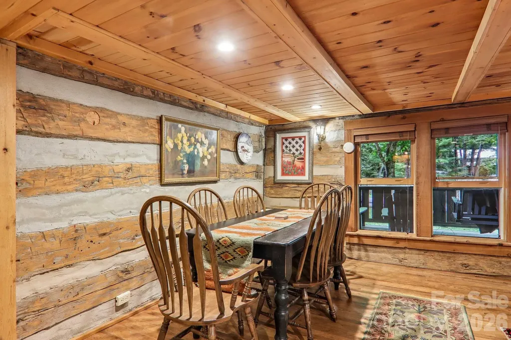 251 Village Lane Mars Hill NC 28754