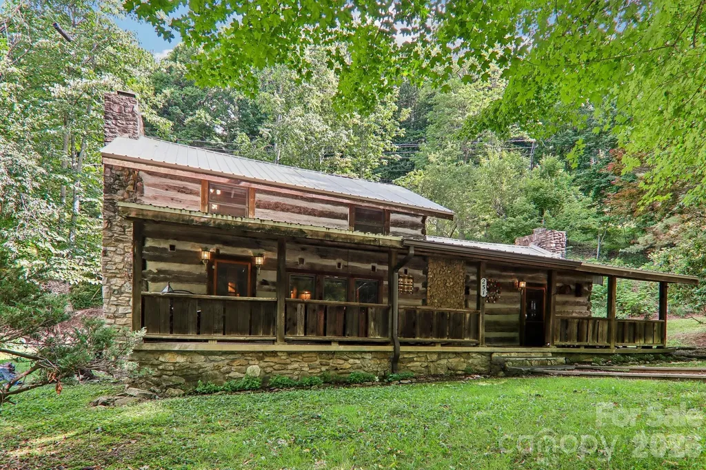 251 Village Lane Mars Hill NC 28754