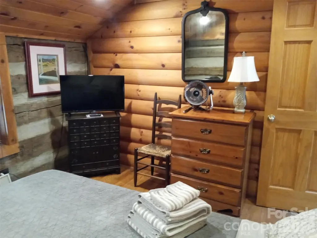 251 Village Lane Mars Hill NC 28754