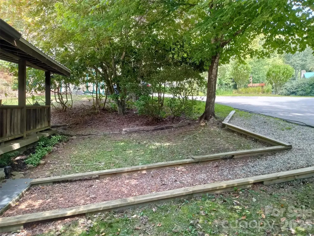251 Village Lane Mars Hill NC 28754