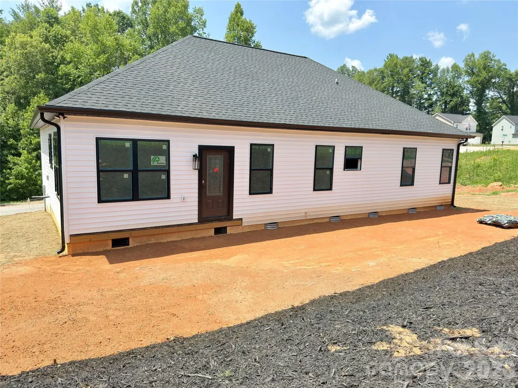 1204 Spring Time Court SW Lenoir NC 28645