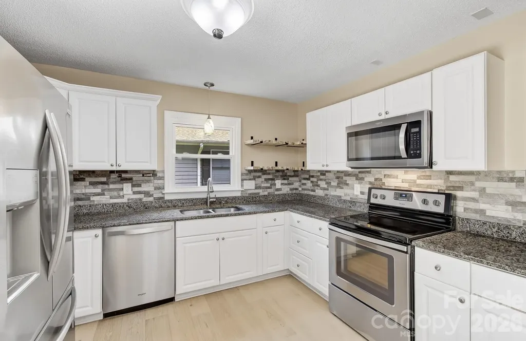 147 Birch Lane Arden NC 28704
