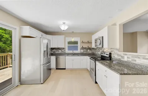 147 Birch Lane Arden NC 28704