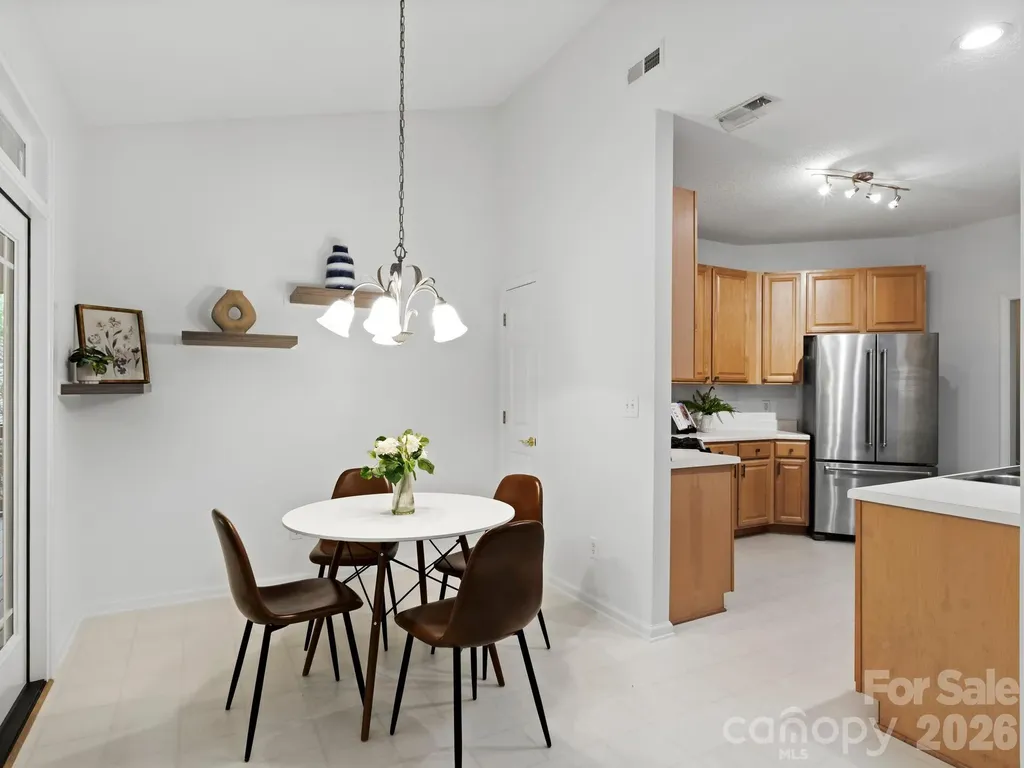412 Silo Drive Asheville NC 28806