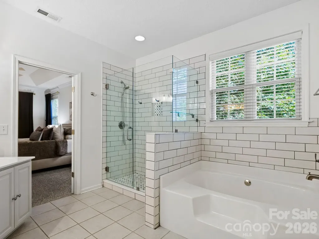 412 Silo Drive Asheville NC 28806