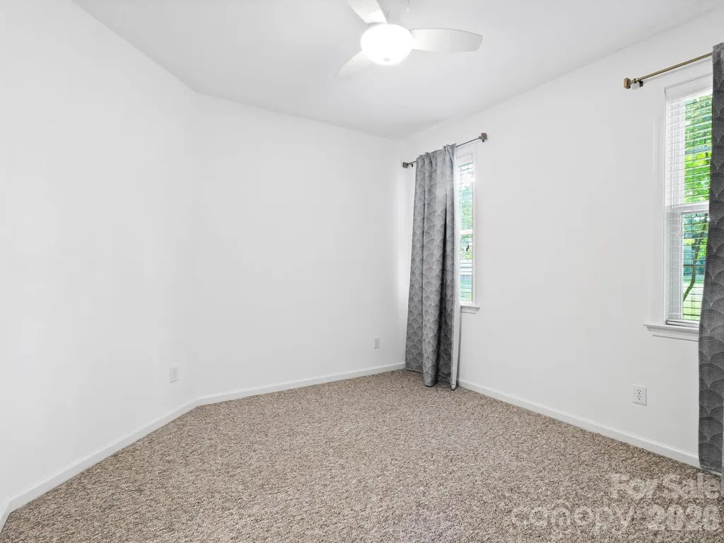 412 Silo Drive Asheville NC 28806