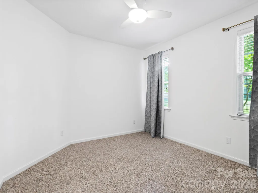 412 Silo Drive Asheville NC 28806