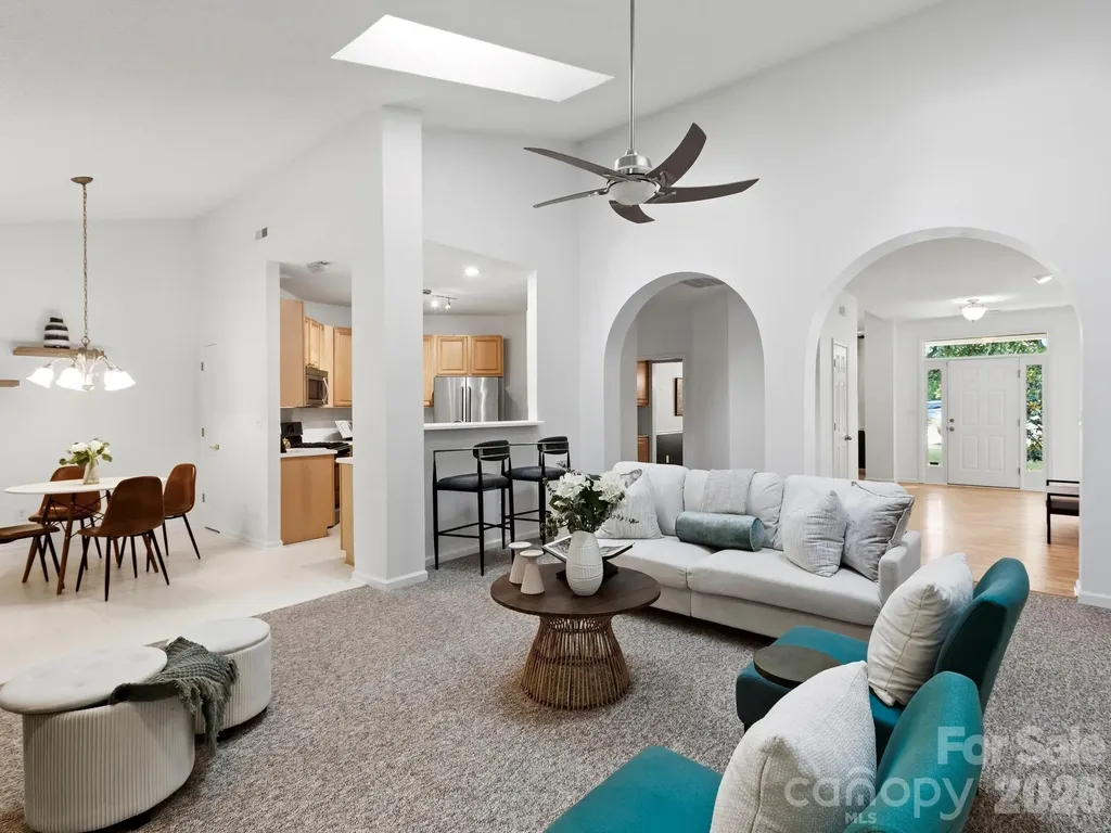 412 Silo Drive Asheville NC 28806