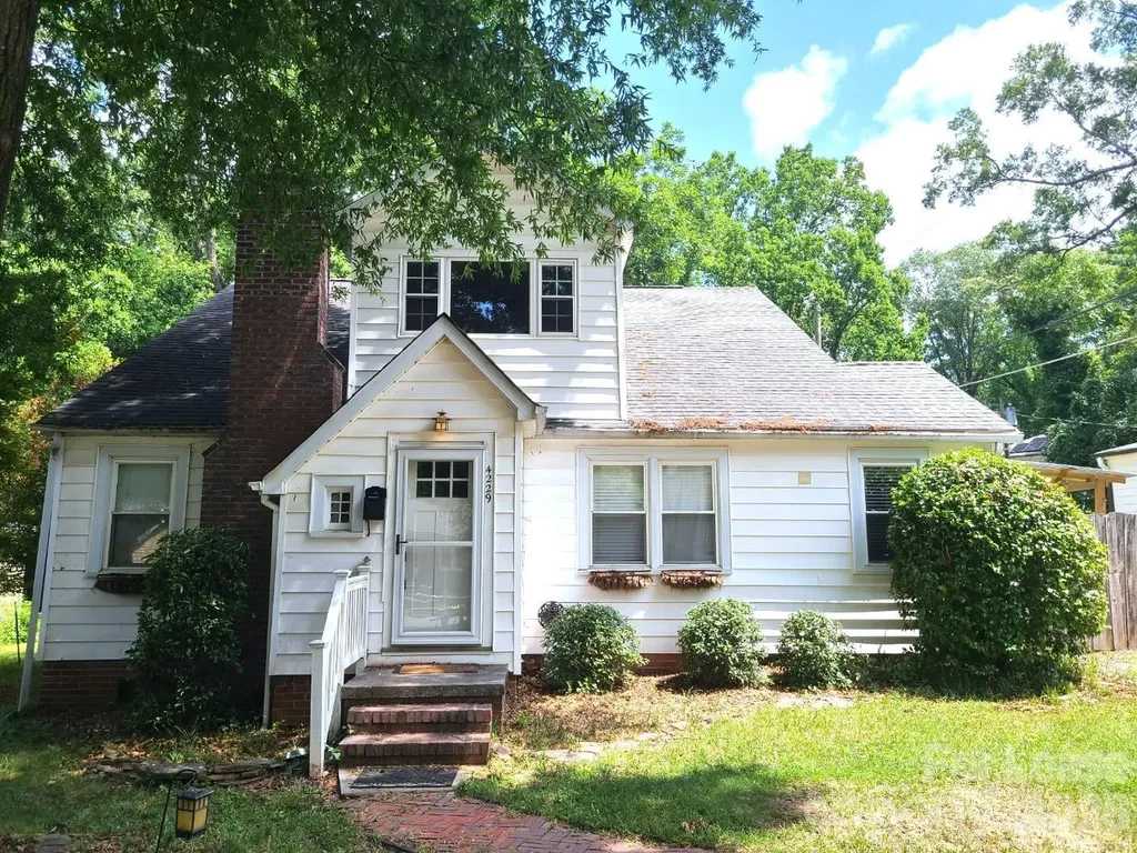 4229 Hiddenbrook Drive Charlotte NC 28205