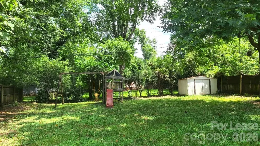 4229 Hiddenbrook Drive Charlotte NC 28205