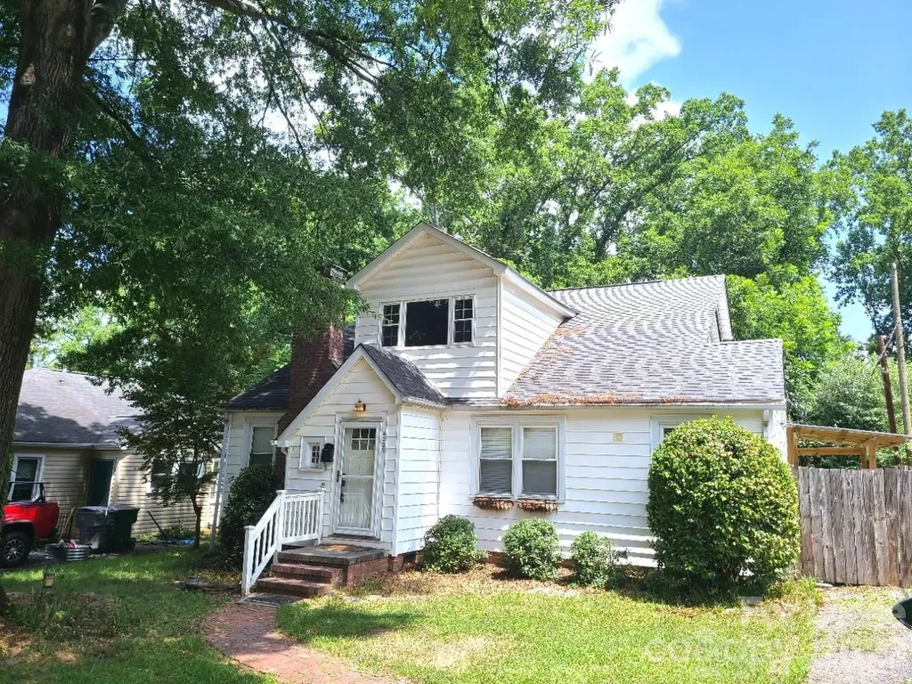 4229 Hiddenbrook Drive Charlotte NC 28205