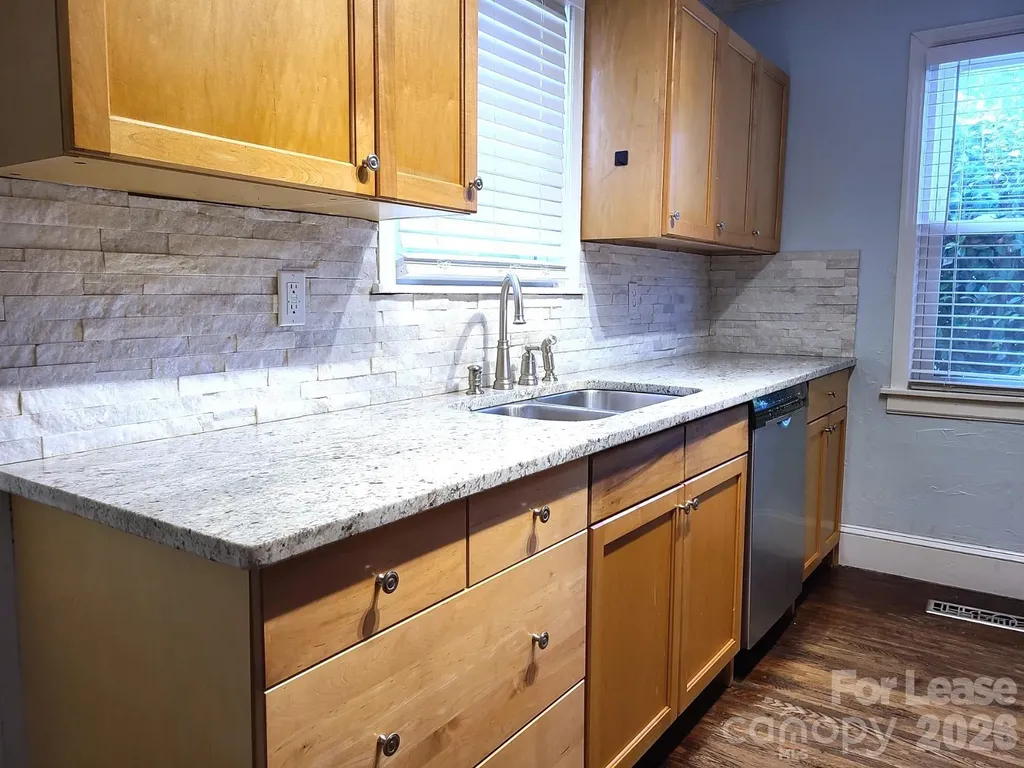 4229 Hiddenbrook Drive Charlotte NC 28205