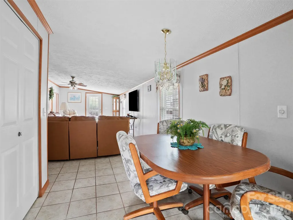 43 Pike Point Waynesville NC 28785