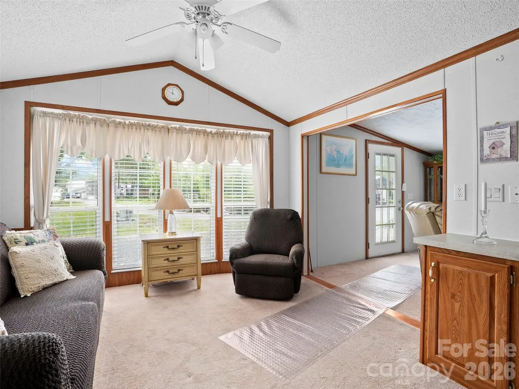 43 Pike Point Waynesville NC 28785