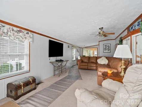 43 Pike Point Waynesville NC 28785