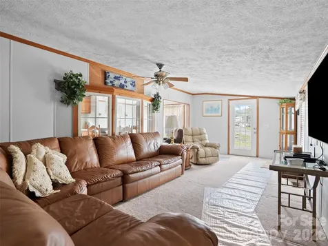 43 Pike Point Waynesville NC 28785