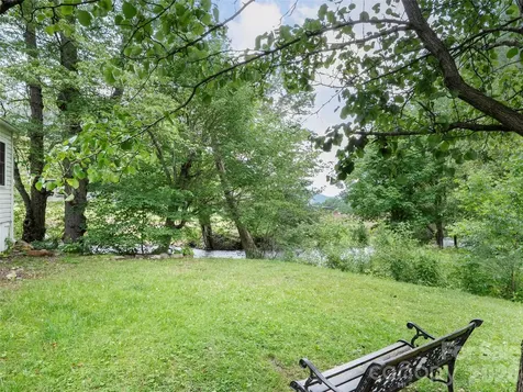 43 Pike Point Waynesville NC 28785