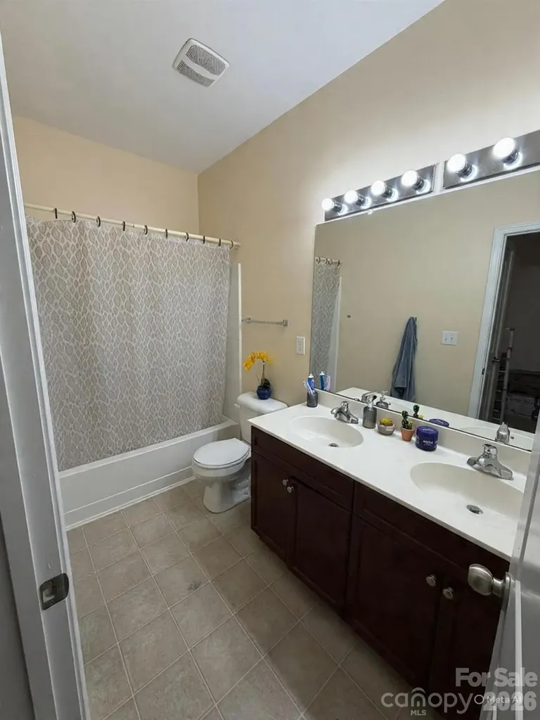 8409 Scotney Bluff Avenue Charlotte NC 28273