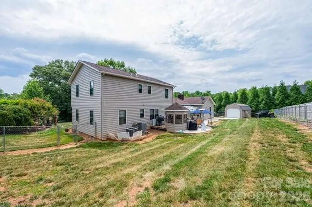 5976 Gold Creek Estate Drive Hickory NC 28601