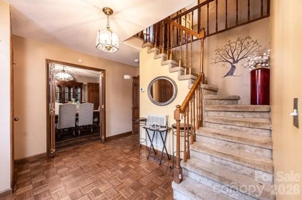 5976 Gold Creek Estate Drive Hickory NC 28601