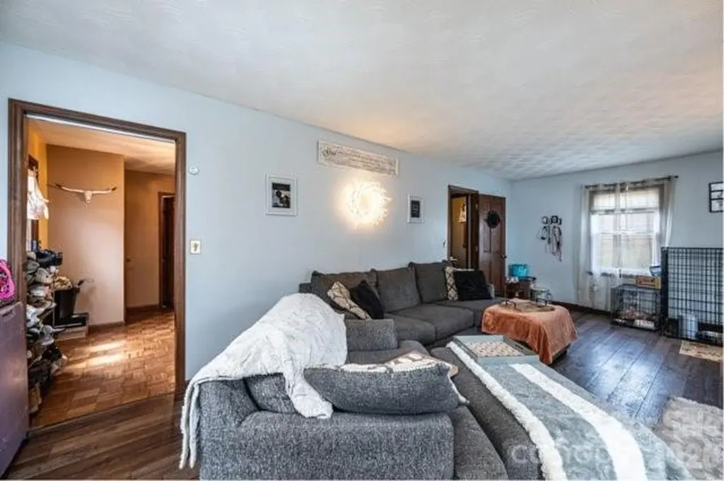 5976 Gold Creek Estate Drive Hickory NC 28601