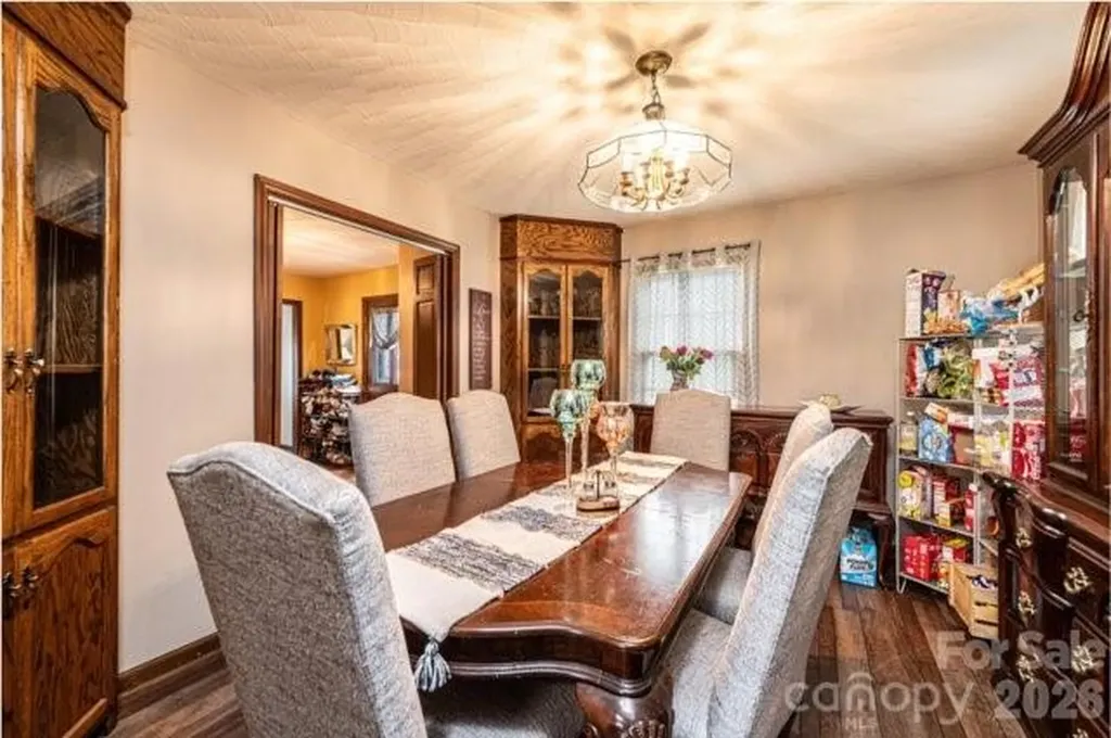5976 Gold Creek Estate Drive Hickory NC 28601