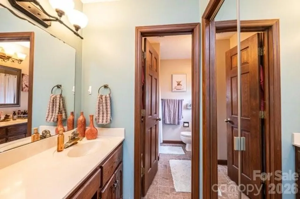 5976 Gold Creek Estate Drive Hickory NC 28601