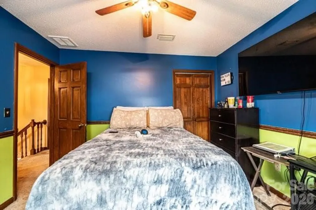 5976 Gold Creek Estate Drive Hickory NC 28601