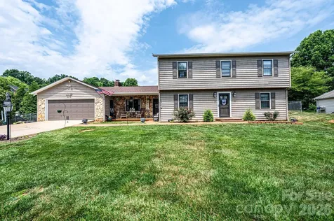 5976 Gold Creek Estate Drive Hickory NC 28601