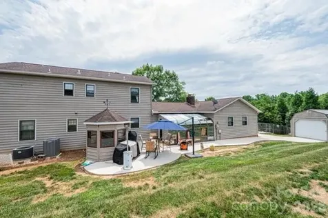 5976 Gold Creek Estate Drive Hickory NC 28601