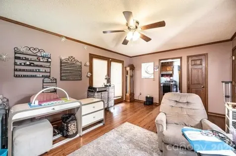 5976 Gold Creek Estate Drive Hickory NC 28601