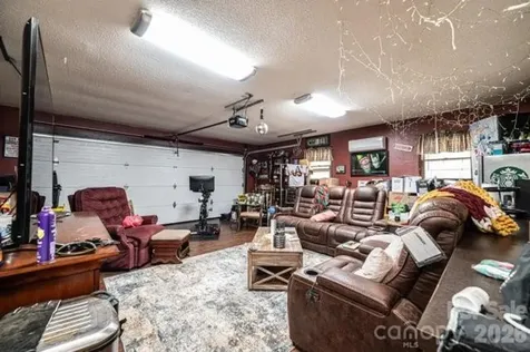 5976 Gold Creek Estate Drive Hickory NC 28601