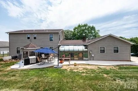 5976 Gold Creek Estate Drive Hickory NC 28601