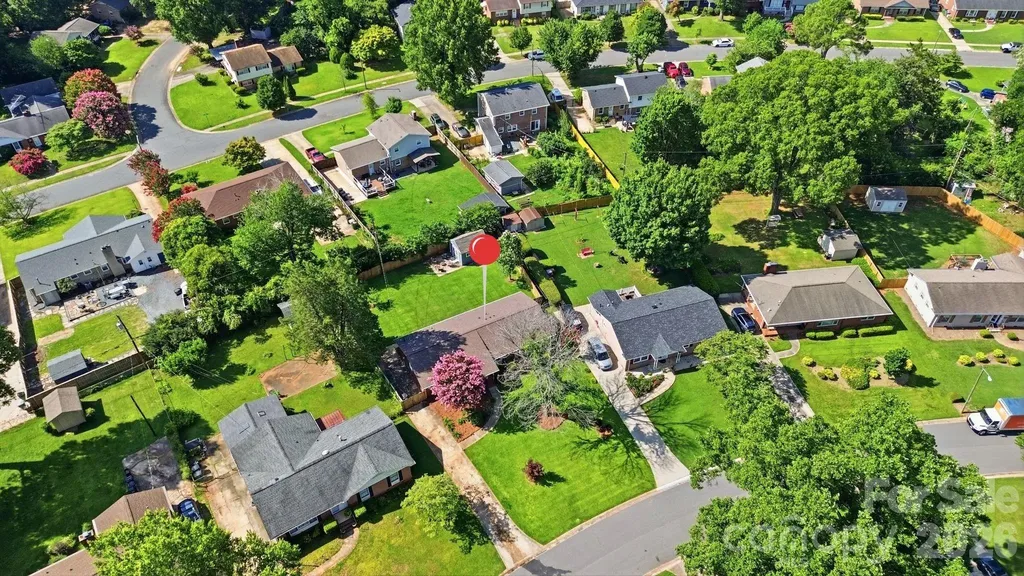 3330 Woodleaf Road Charlotte NC 28205