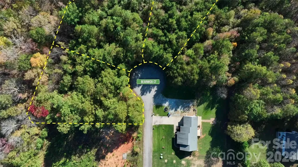1120 Bearwick Court Woodleaf NC 27054