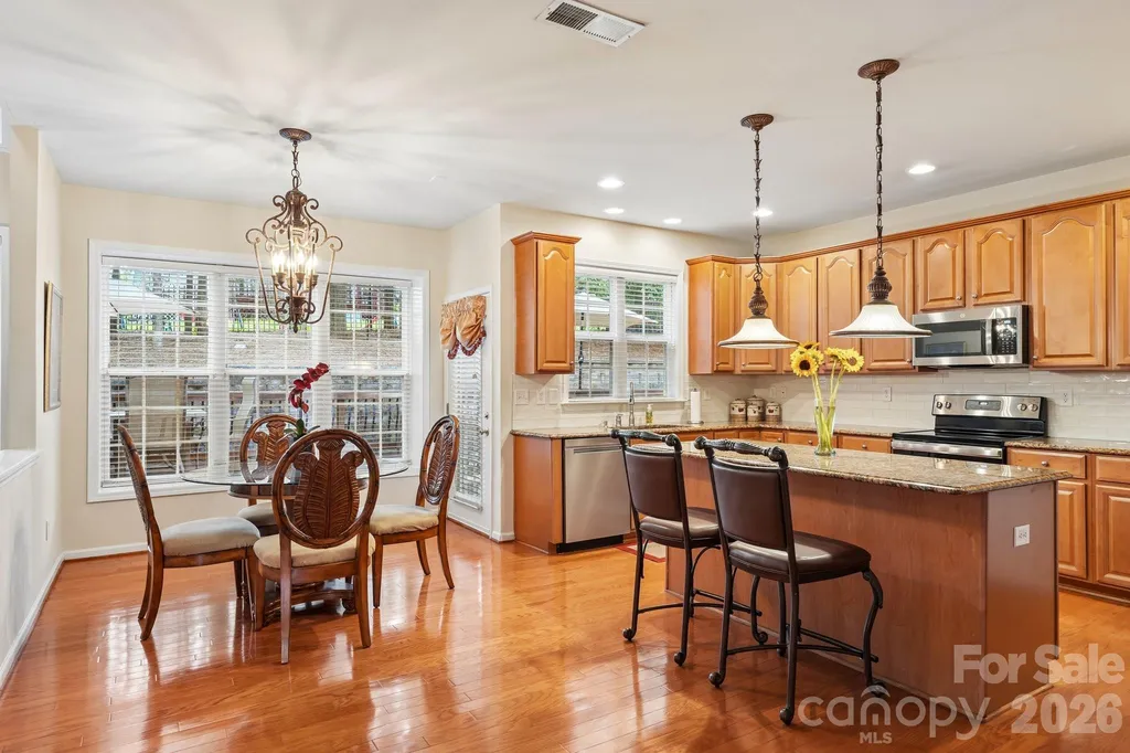 7809 Pinecroft Court Harrisburg NC 28075